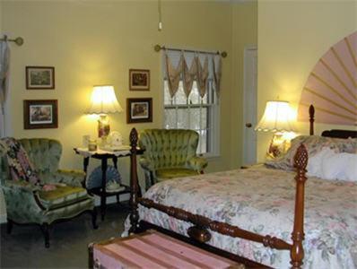 Beland Manor Inn Fort Smith Habitación foto
